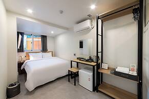 Stayz437 Jongno