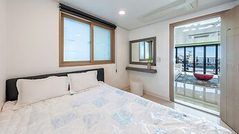 Pohang Blue Hill Pension
