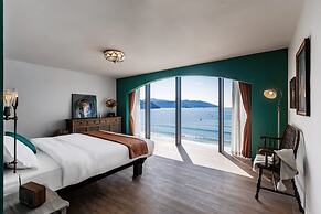 HAJANA Beachside Homestay