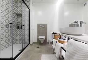 Luxury A by OTOTO