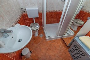 Apartman Mira