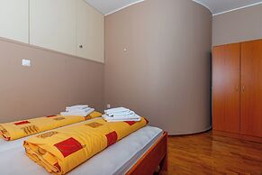 Apartman Mira