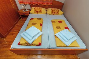 Apartman Mira