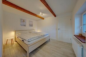 Elegantes Ferienhaus mit Garten auf Fehmarn
