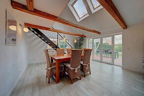 Elegantes Ferienhaus mit Garten auf Fehmarn