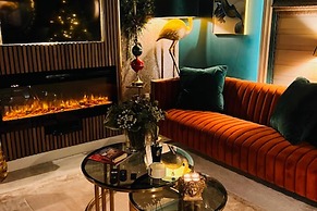 2 Bed 'cosy Cottage' Central Bawtry High End Decor