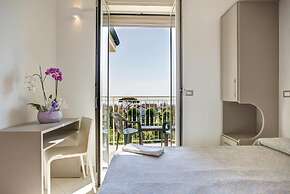 HOTEL AMEDEA
