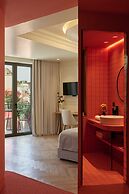 Dwell - Elegant City Stay
