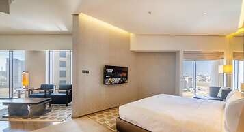 Luxury 1BR Near Dubai Frame Prime Location