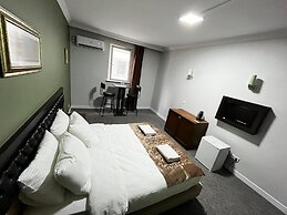 Grand S&S Hotel