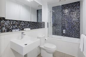 Oaks Melbourne Flemington Suites