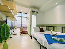 Best And Comfy Studio Apartment B Residence