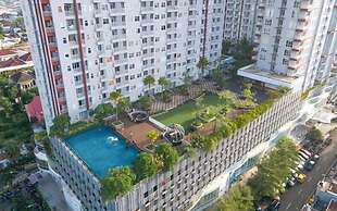 The Modern Style Studio At Vida View Makassar Apartment
