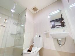 Simply Studio Apartment Tamansari La Grande