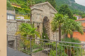 Fontana Penthouse in Fiumelatte