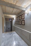 House of W