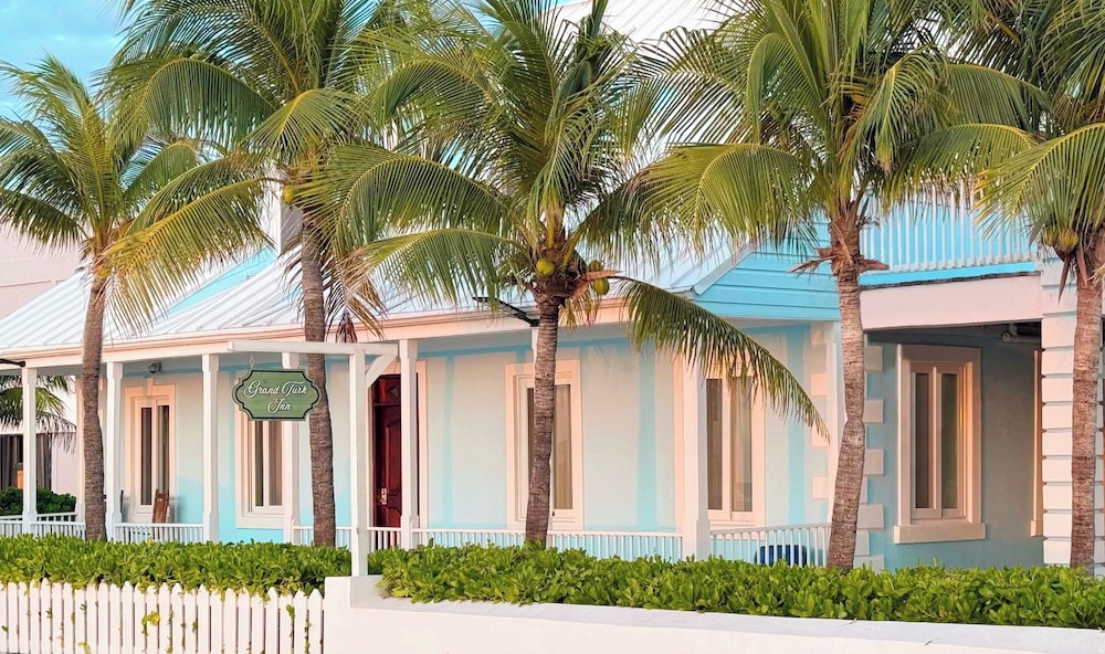 Grand Turk Inn
