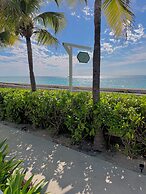 Grand Turk Inn