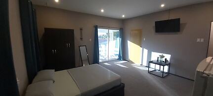 Waterland Suites