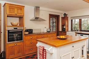 Aston Pottery - From 250 Per Night