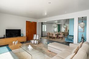 Villa Harmonia by Homie