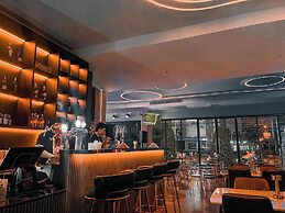 35 Bow Hotel