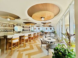 Torre Eleve Apartments