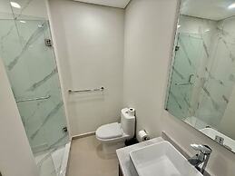 Torre Eleve Apartments