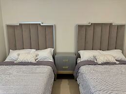 Torre Eleve Apartments