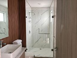 Torre Eleve Apartments
