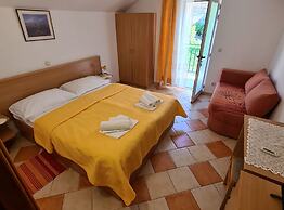 Apartments Pansion Franka 3
