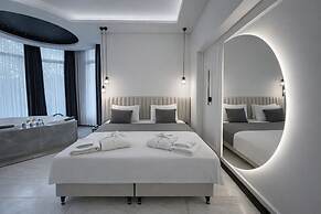 D Twins plus Hotel