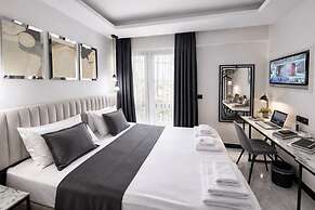 D Twins plus Hotel