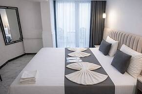 D Twins plus Hotel