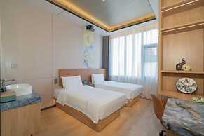 Dequan ShanShui Hotel