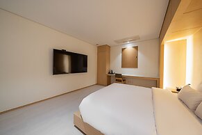 Guwol Hotel Rondo