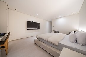 Guwol Hotel Rondo
