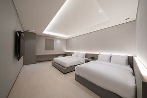 Guwol Hotel Rondo
