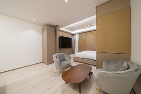 Guwol Hotel Rondo