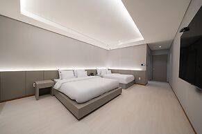 Guwol Hotel Rondo