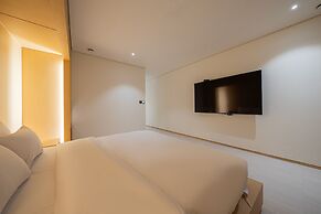 Guwol Hotel Rondo