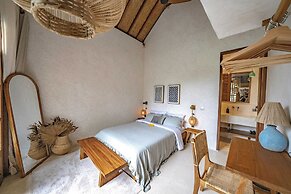 Villa Taman & Villa Serai Kedungu