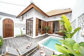Villa Taman & Villa Serai Kedungu