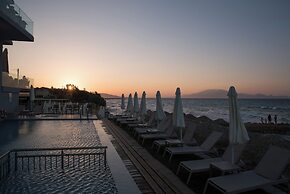 Golden Coast Suites