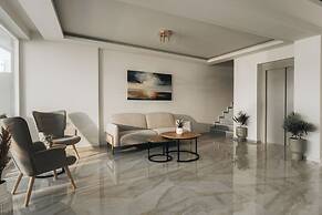 Golden Coast Suites