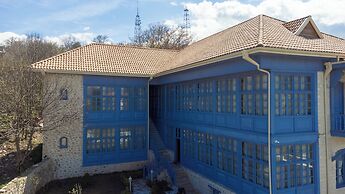 Yasemen Hotel