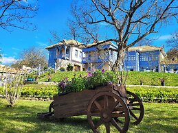 Yasemen Hotel