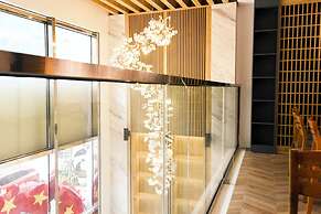 A La Carte Ha Long Residence