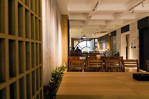 A La Carte Ha Long Residence