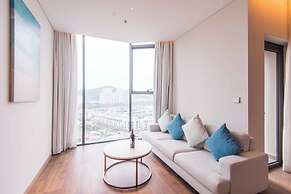 A La Carte Ha Long Residence